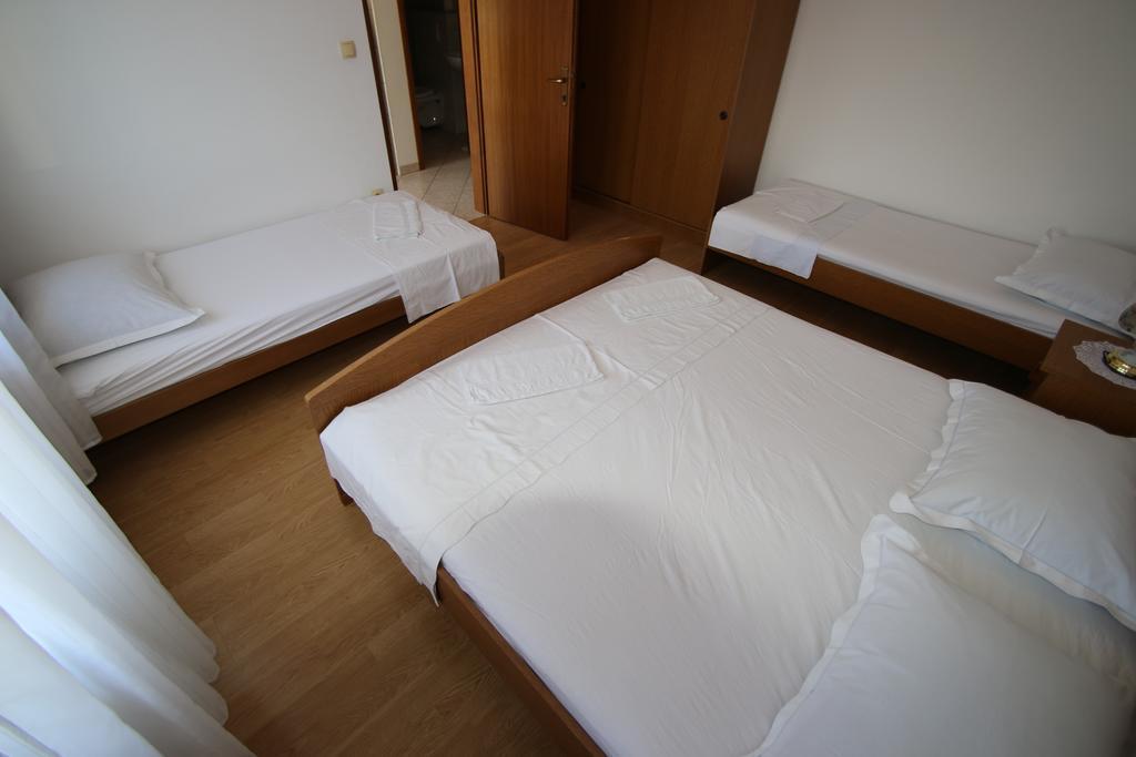 Villa Stipe ロクヴァ・ロゴズニツァ 部屋 写真